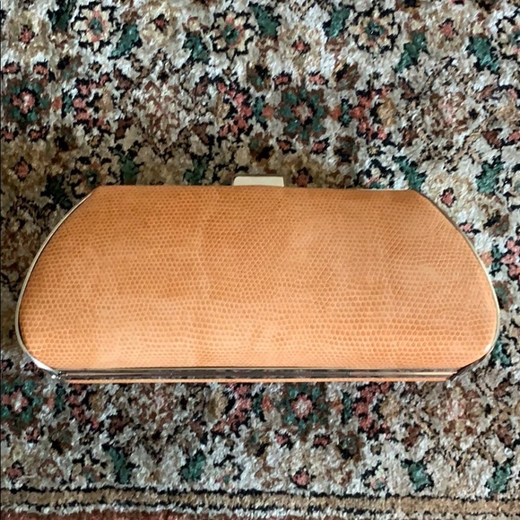 Leather clutch - Picture 3 of 8